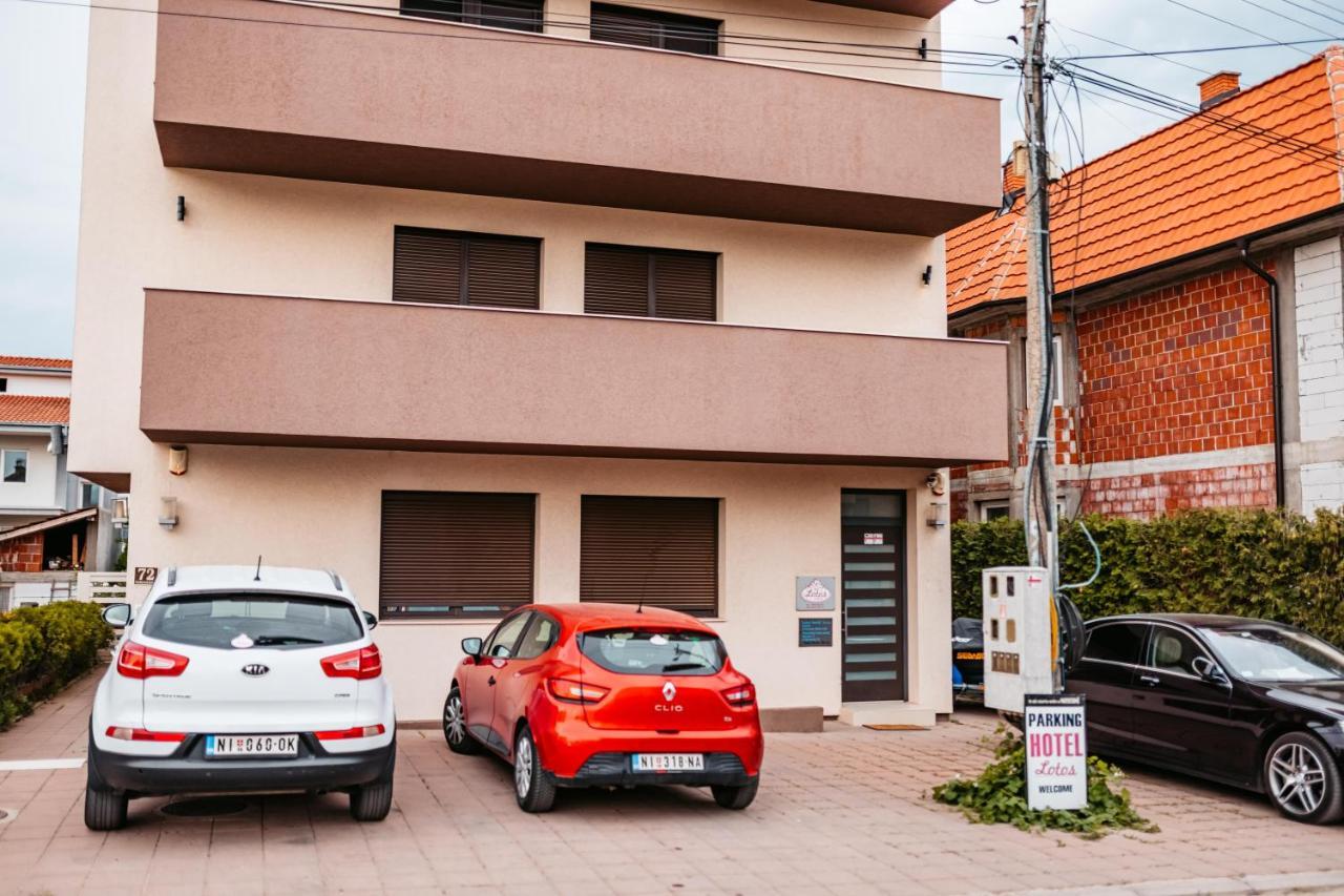 Ni Lotos Depandans酒店 外观 照片